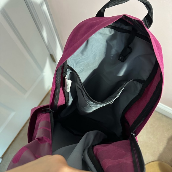 Nike Backpack - Picture 4 of 6